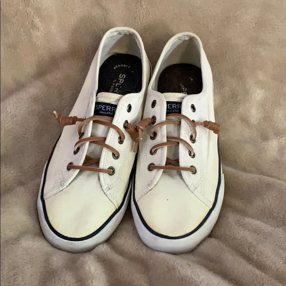 Sperry Sneakers